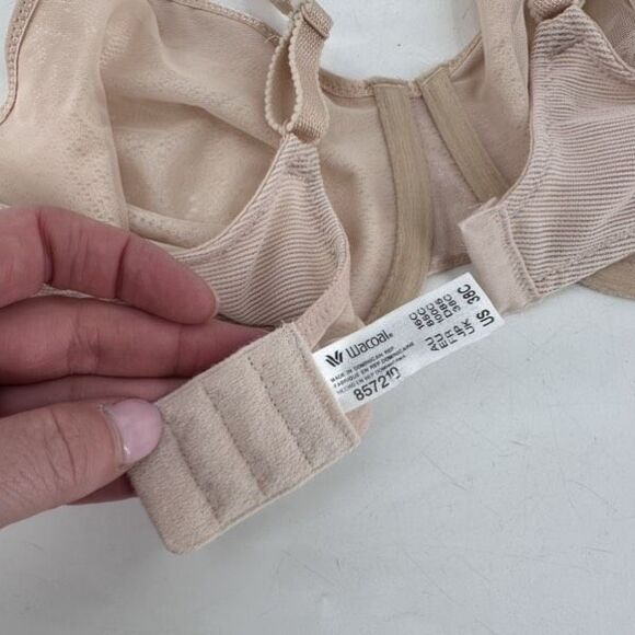 WACOAL Visual Effects Minimizer Lace Underwire Bra Size 38C - Picture 7 of 9